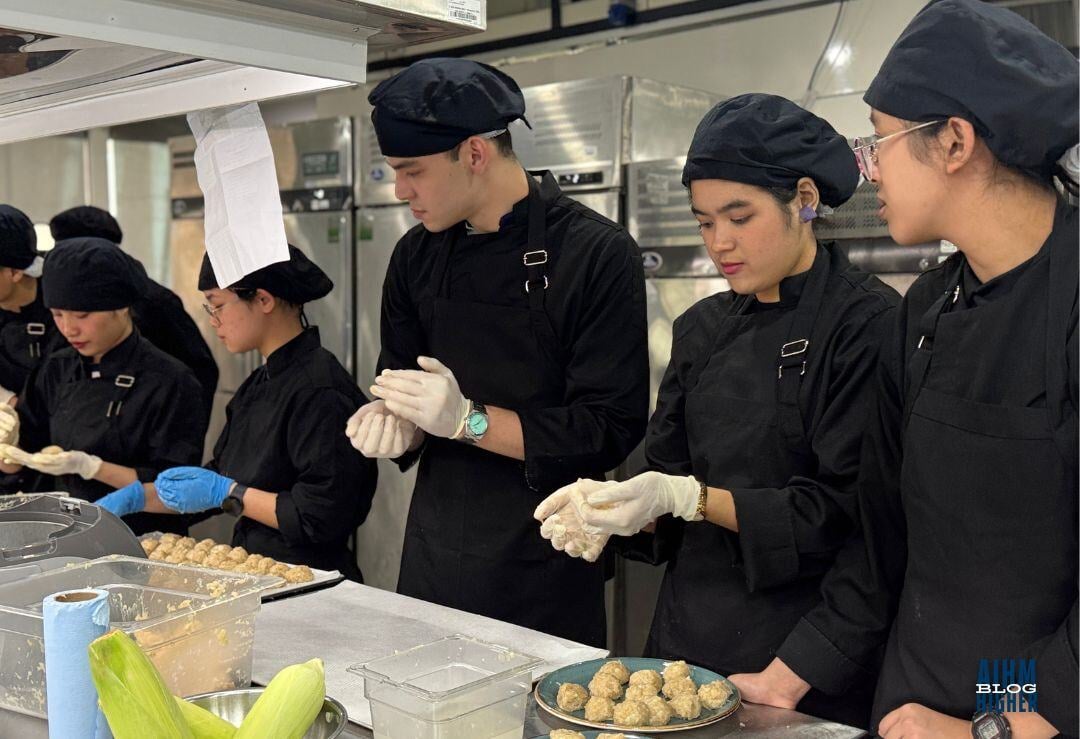 AIHM’s 2024 CSR-blog-Food Donation (7)